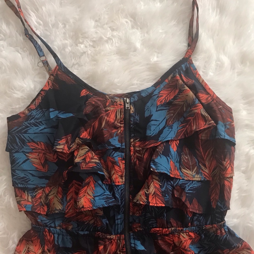 Knee length, size S floral dress